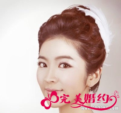推荐六款清新淡雅的韩式新娘发型