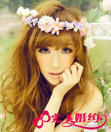 怎样打造一款清新自然的新娘造型