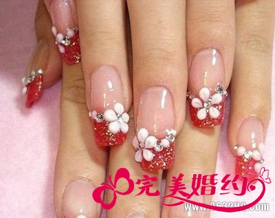 唯美浪漫新娘美甲 让你当个精致浪漫新娘