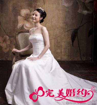 端庄的结婚新娘发型