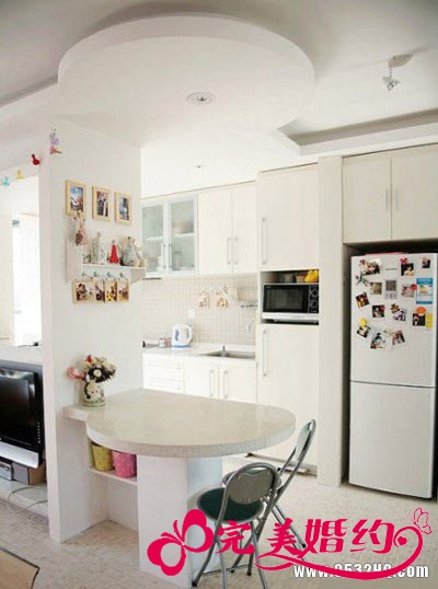小户型婚房时尚吧台设计打造浪漫生活