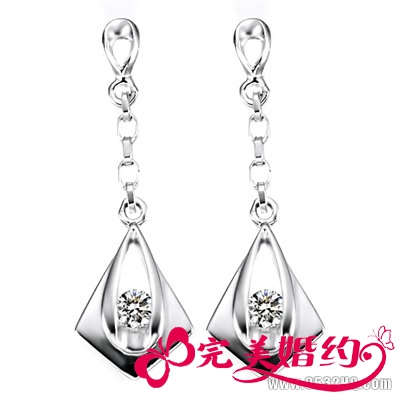 五款璀璨钻石耳环 让爱美女人展现不同魅力