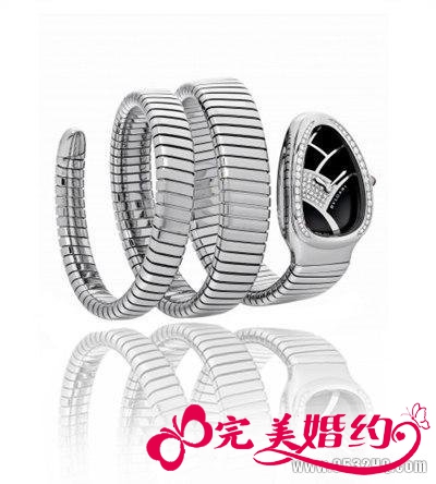蛇年戴蛇形珠宝 衬托华美高贵新娘