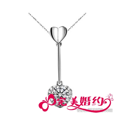 新娘唯美心形珠宝 展现浪漫情怀