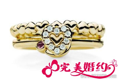 既时尚又复古的奢华新娘金色配饰