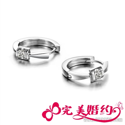 璀璨闪烁钻石耳环 让你瞬间脱颖而出