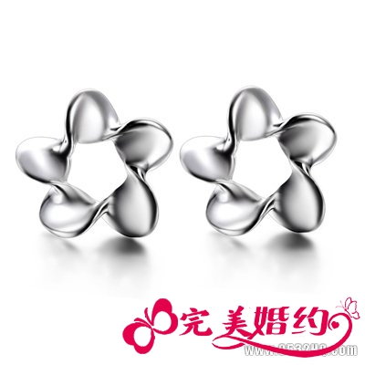 4款小清新风格花样铂金耳钉推荐