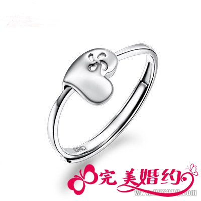 纯净质感铂金戒指 让你在夏日里清丽动人