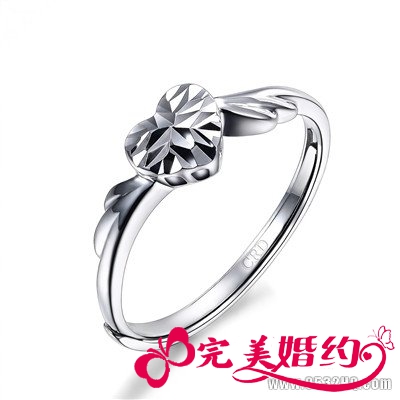 纯净质感铂金戒指 让你在夏日里清丽动人