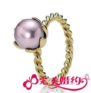 时尚高贵新娘婚戒扮靓气质美新娘1