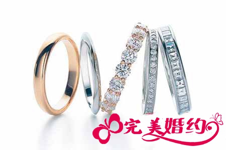 婚戒的戴法及各种珠宝代表的寓意