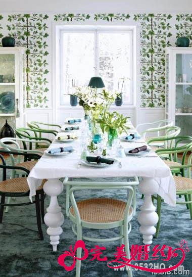 清新的餐厅背景墙效果图
