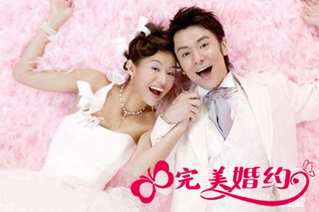 2011婚礼筹备进行 看甜蜜情色婚房