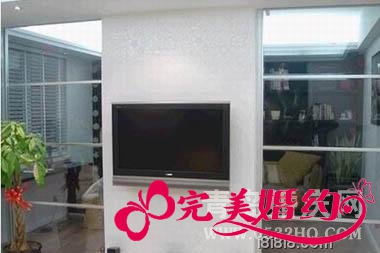 小户型婚房电视背景墙装修