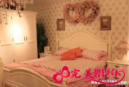 浪漫唯美情调的粉色婚房